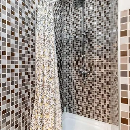 Apartment Justino Triana By Valcambre *